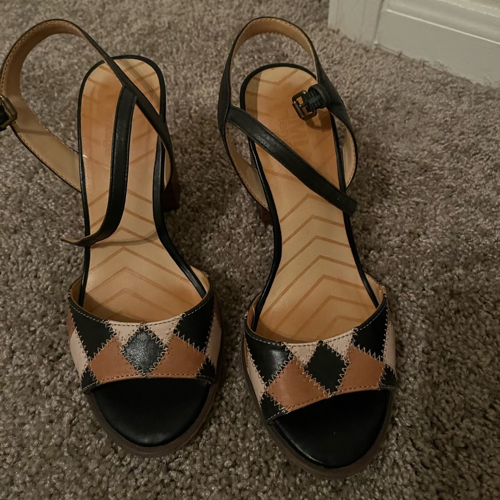 Mia Statement heels